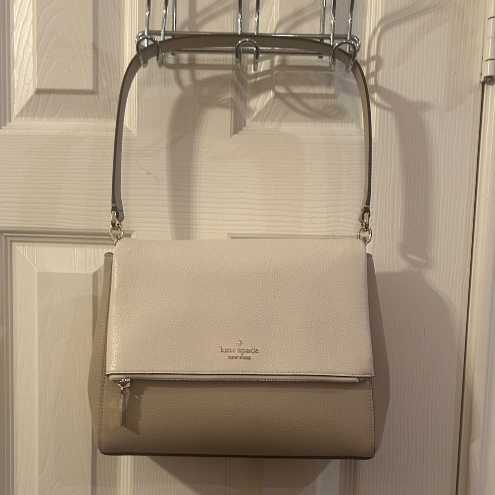 NWT Kate Spade Two-Tone Cream and Tan Shoulder Bag